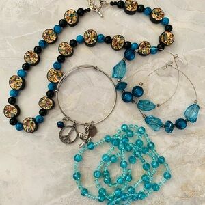 🔥#30 Blue Beaded Boho Jewelry Lot